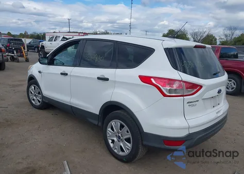 2013 Ford Escape S from USA, damaged, VIN 1FMCU0F75DUD04442